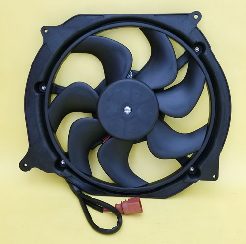 大众 帕萨特领驭 电子扇