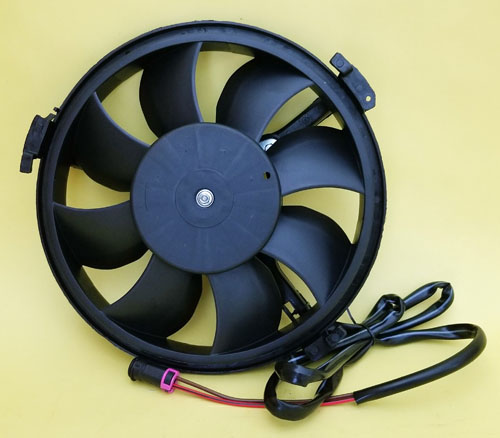 大众 帕萨特B5 1.8 电子扇