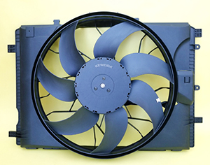 奔驰 W204 电子扇